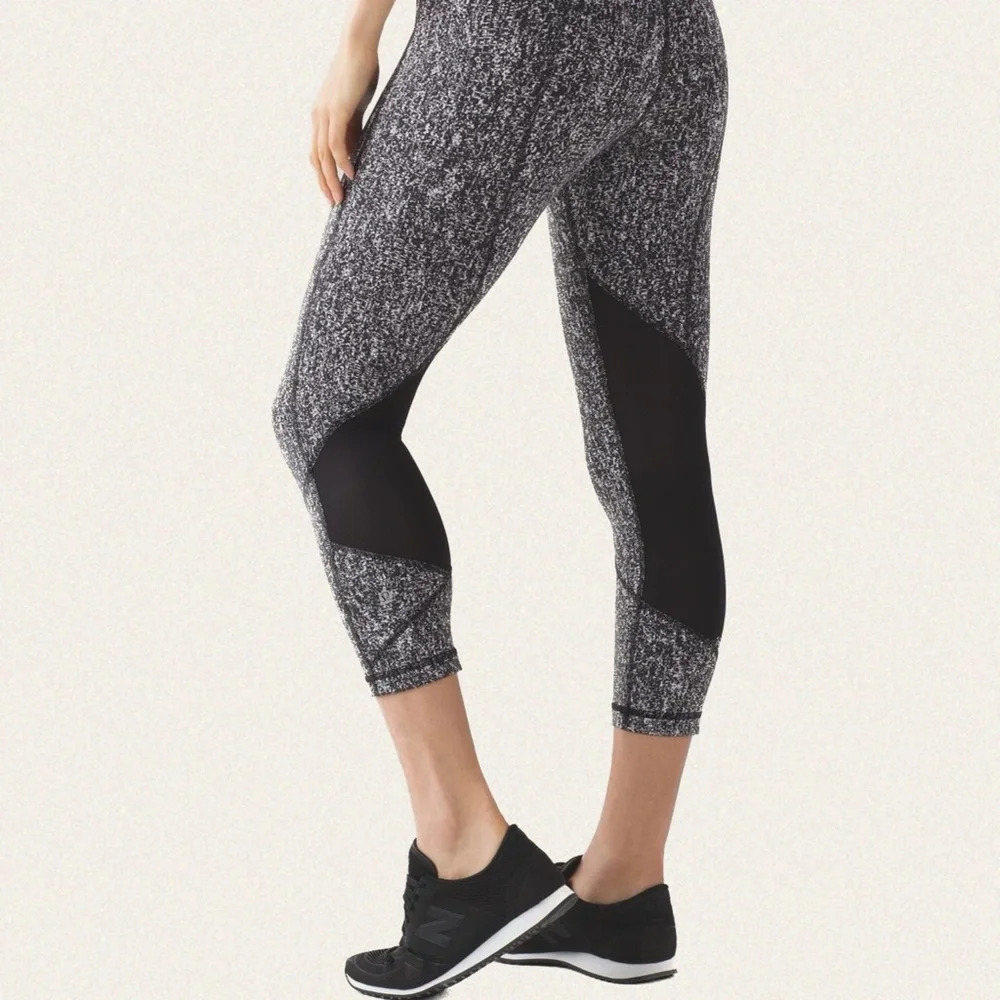 Lululemon Pace Rival Crop - Picture 3 of 10